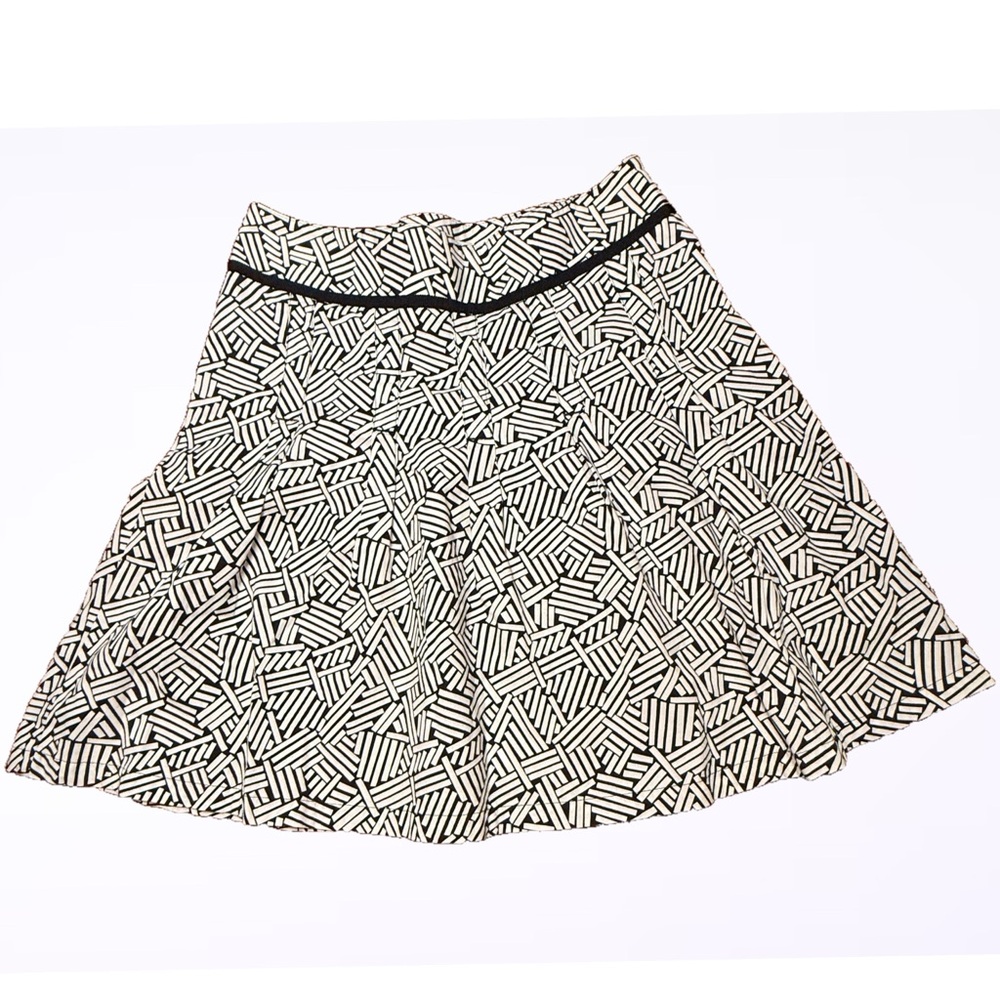 Ann Taylor Loft  A Line Pleated Side Zip Geometric Skater Skirt Size 0
